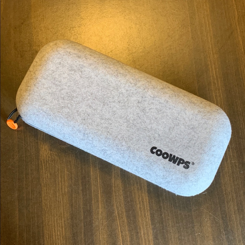 COOWPS Light Gray Felt Covered Nintendo Switch 2 Hard Case NWOT
